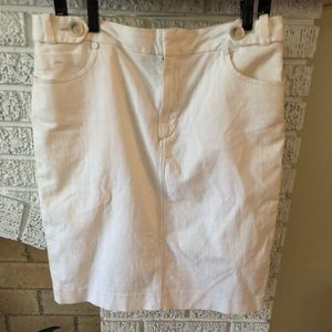Banana Republic - White Denim Pencil Skirt 14